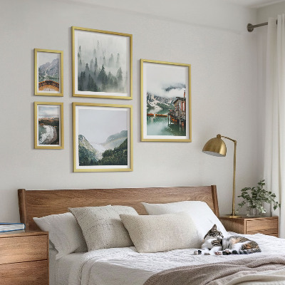 Set om 5 tavlor Bergslandskap, hus, vatten