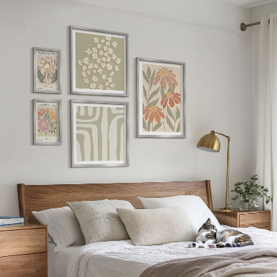 Tavelvägg med 5 tavlor Blommönster London Paris boho