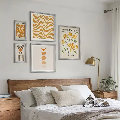 Tavelvägg med blomstermotiv paket med 5 tavlor