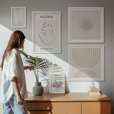 Tavelvägg med 5 tavlor Minimalistiska konstlinjer