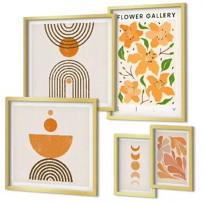 Tavelvägg med 5 tavlor med motiv av blommor och geometri