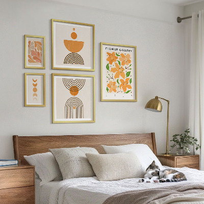 Tavelvägg med 5 tavlor Snygga blommor och geometri