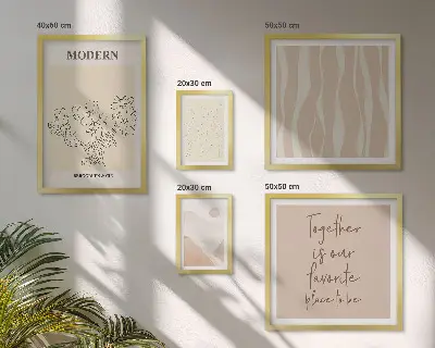 Tavelvägg med 5 tavlor i modern minimalistisk stil