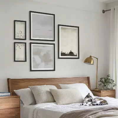 Minimalistiska fåglar i flykt set om 5 tavlor