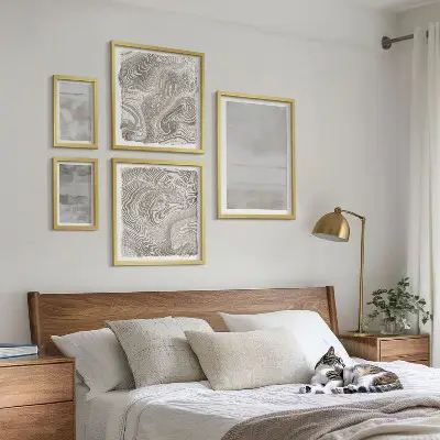 Tavelset med 5 delar motiv med slitna texturer i modern stil