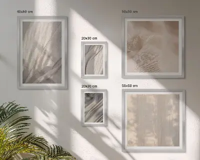 Tavelvägg med 5 tavlor närbild på naturliga boho-tyger