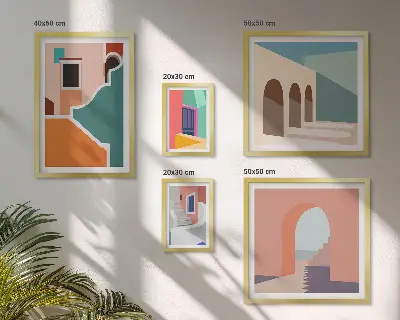 Tavelvägg med 5 tavlor med färgglada illustrationer av byggnader
