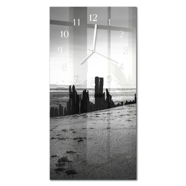 Vertikal klocka i glas Strand