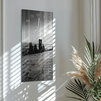 Vertikal klocka i glas Strand