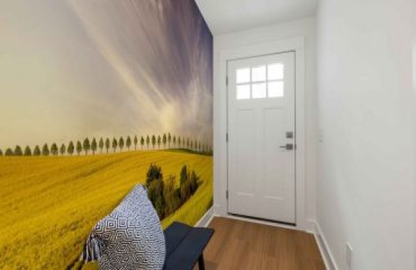Tapeter för en mörk korridor och hall: hur man väljer och skapar rätt inredning